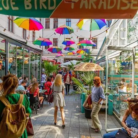 Balinese Style Downtown * Budapest